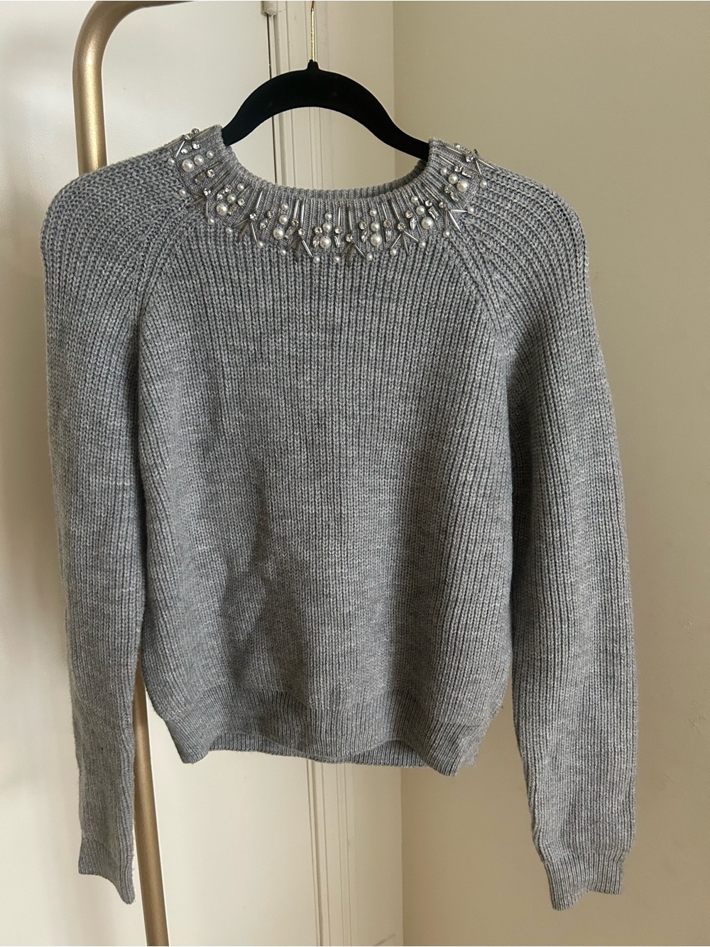 Forever 21 Gray Embellished Pearl Rhinestone Knit Sweater Size Medium